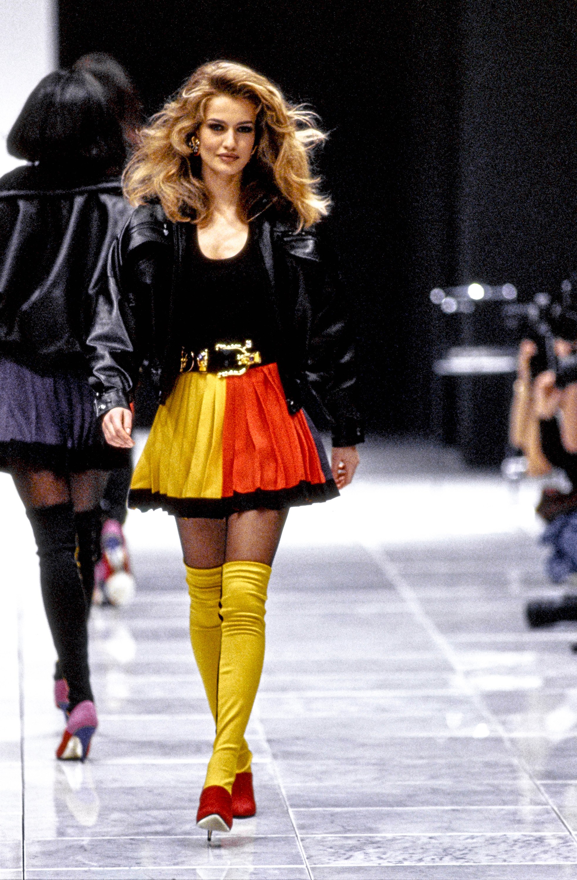 fall-1991-ready-to-wear-versace3.jpg