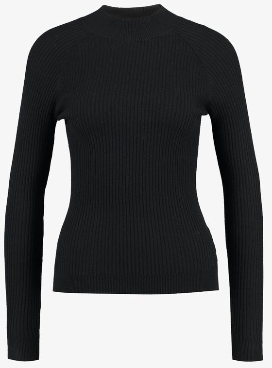 lindsey_barnes_black_sweater.jpg