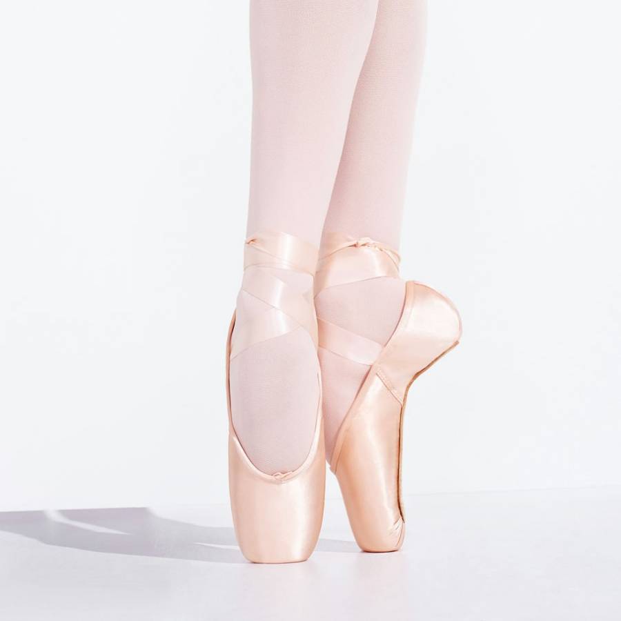 my_first_pointe_shoes.jpg