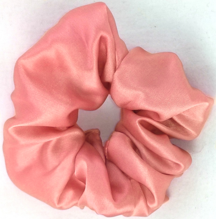 salmon_scrunchie.png