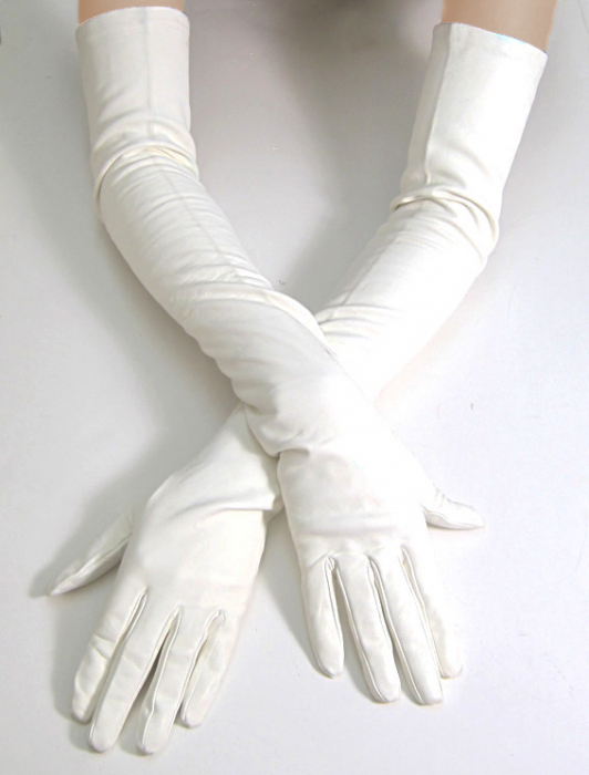 white_leather_gloves.png